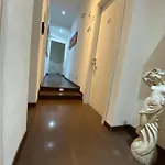 B&B A Home In Rome